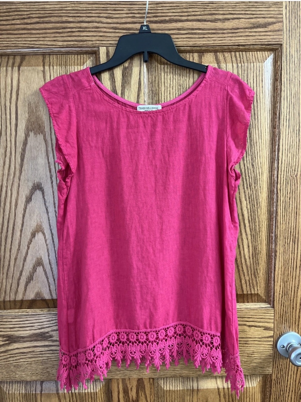 Terzo Millennio Linen Crochet-Hem Tunic Top in Fuchsia